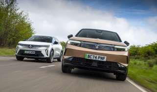 Vauxhall Grandland Electric and Renault Scenic E-Tech - front tracking